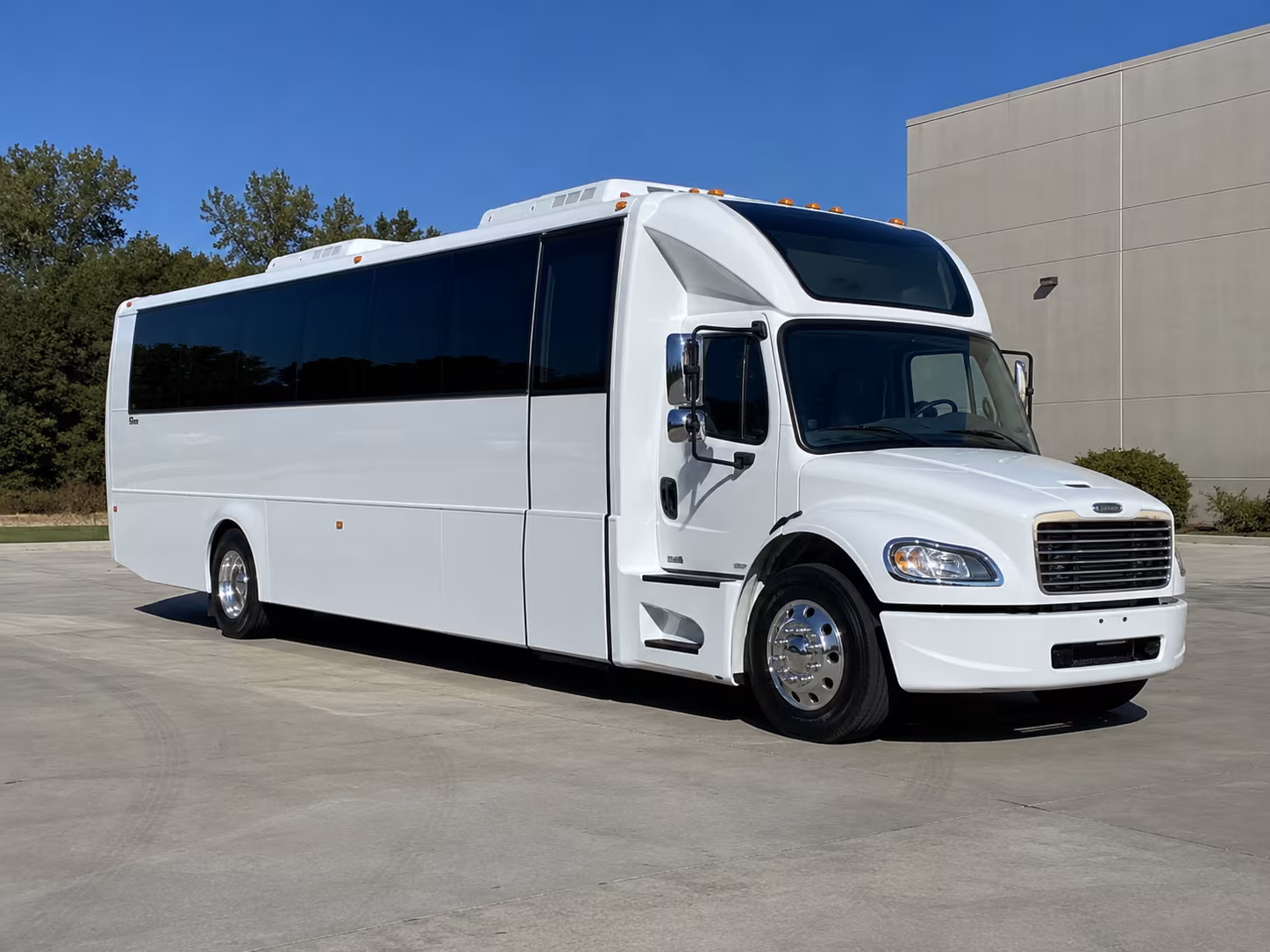 abilene 28 passenger party bus
