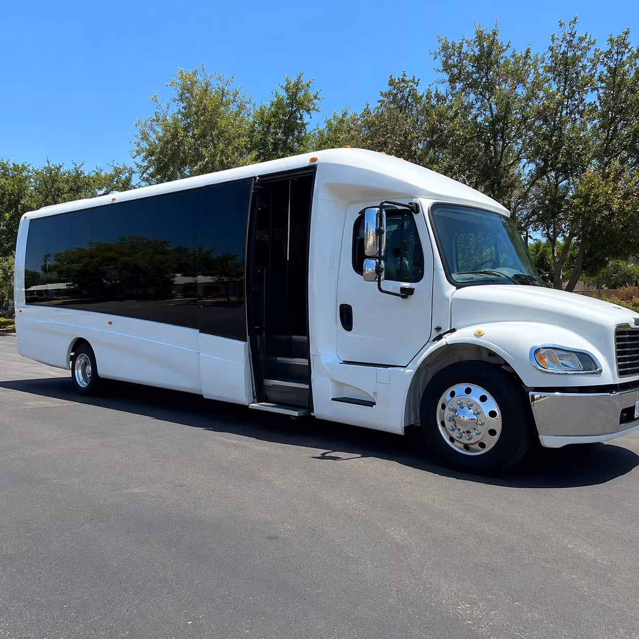 minibus rentals for smaller abilene birthday groups and bar crawls
